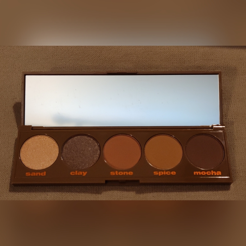 Neutral Eyeshadow Palette